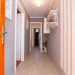 Apartment Un *